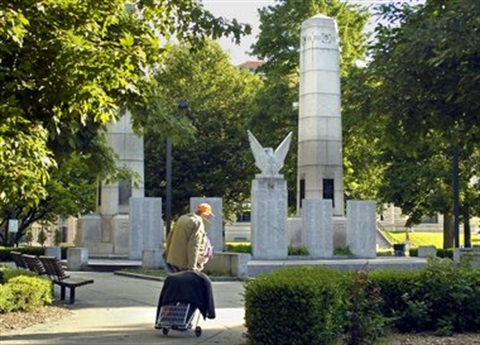 GR Veterans memorial.jpg